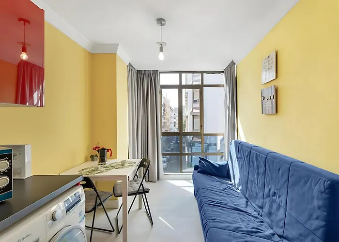 En Calle Heraclio Sanchez Сан-Кристобаль-де-Ла-Лагуна